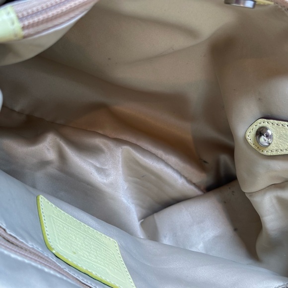 Coach Beige Leather Shoulder Bag - Picture 10 of 11